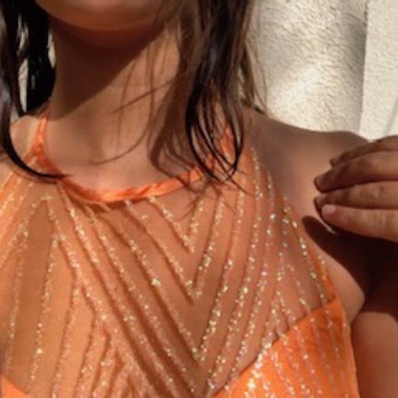 New Elise & Fred Orange Festival Top (small) - Picture 6 of 6